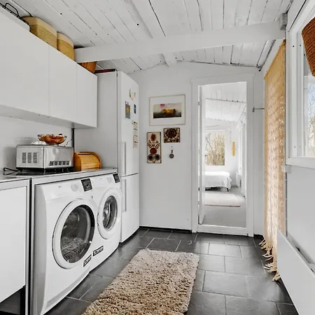 1 Bedroom Beautiful Home In Holbaek Feriehus *