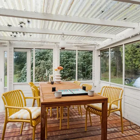 1 Bedroom Beautiful Home In Holbaek *